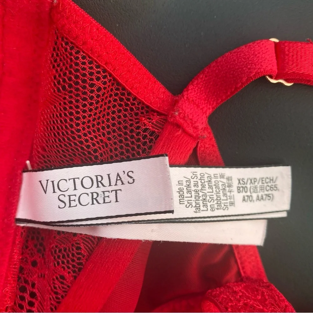 Victoria‎ Secret Dream Angels Elegant Red Lace Bralette Size XS